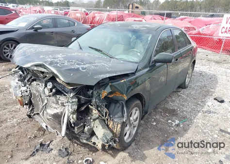 2011 Toyota Camry Le z USA, uszkodzony, nr VIN 4T1BF3EK2BU696242